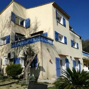 Les Volets Bleus Séjour chez l'habitant Contes (Alpes-Maritimes)